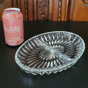 9 1/2" x 6 7/8" Oval 2 Part Sparkling ✨️ Clear Glass / Crystal? Dish